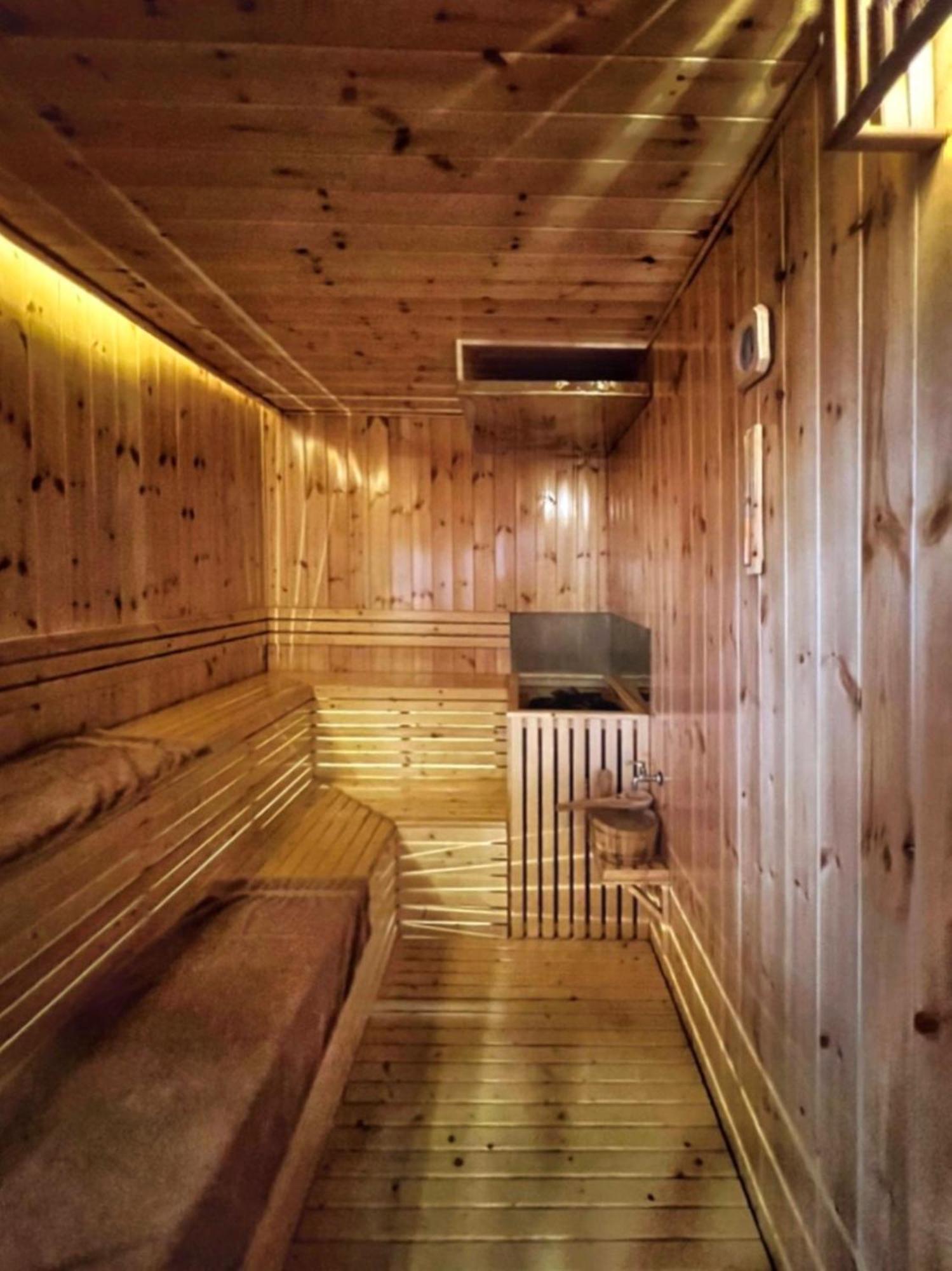 K Hotel Sauna And Massage Danang Exterior photo