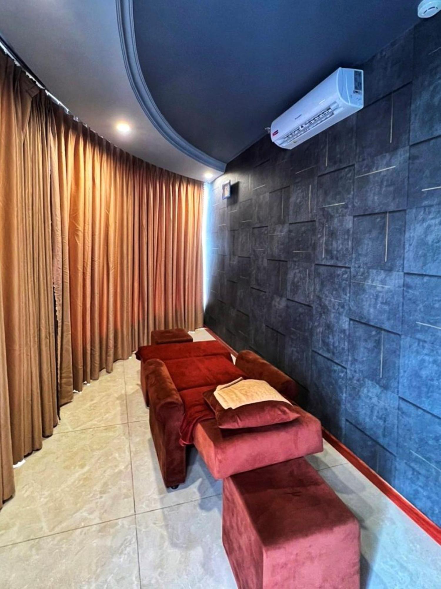 K Hotel Sauna And Massage Danang Exterior photo