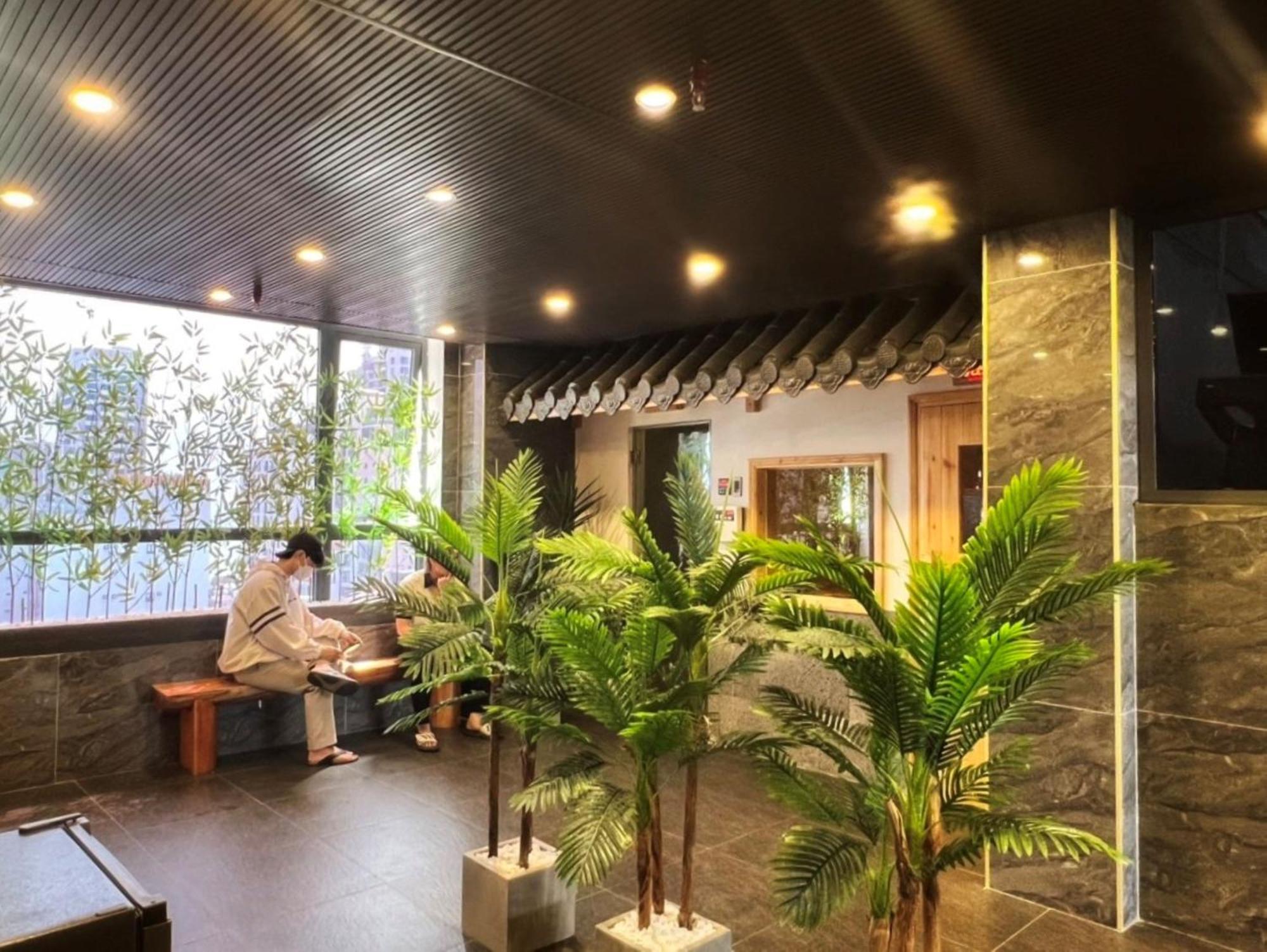 K Hotel Sauna And Massage Danang Exterior photo
