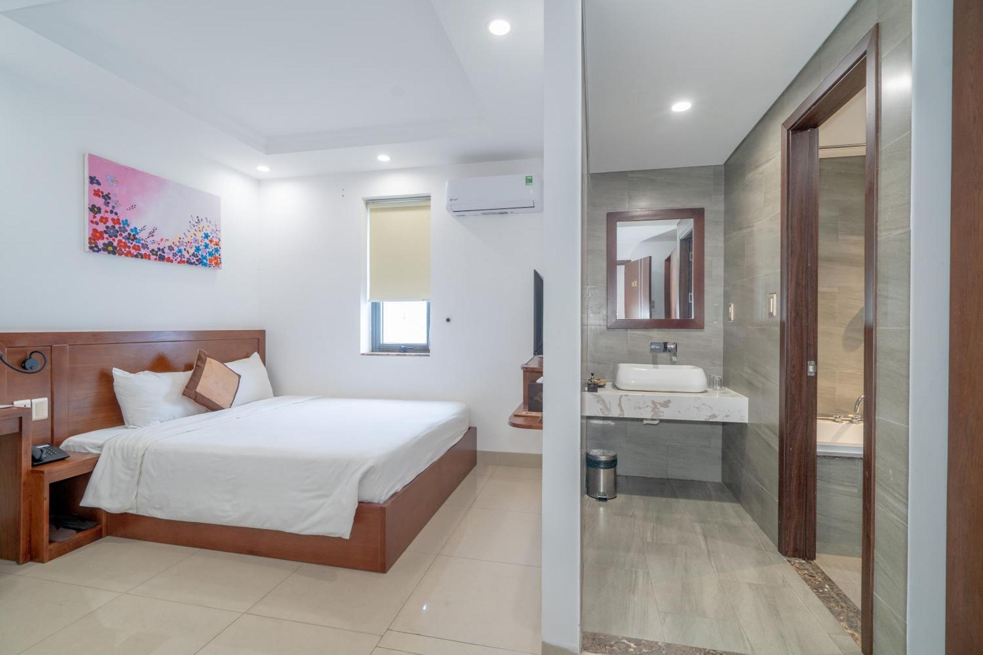 K Hotel Sauna And Massage Danang Exterior photo